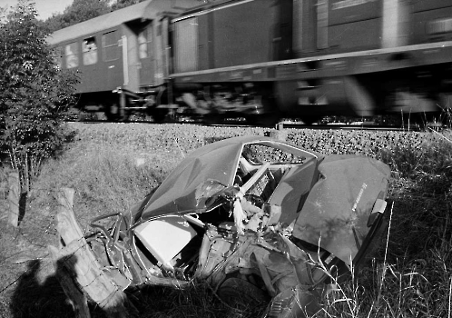 19710907 Unfall mit Bahn Wellbrücke