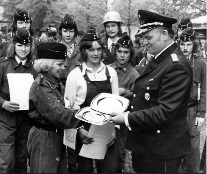 19730523 FF-Ehrung Jugend Feuerwehr