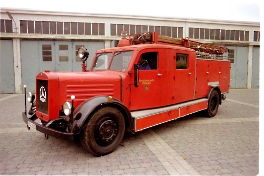 19740301 Feuerwache  LF 25