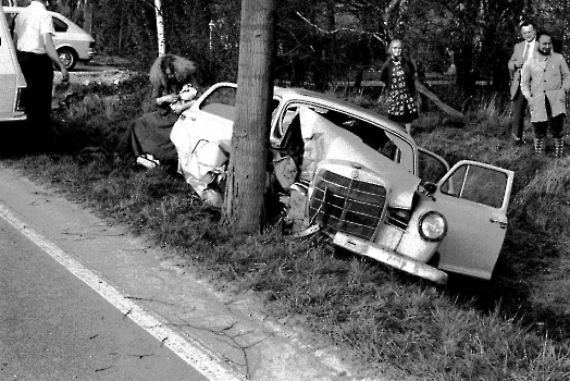 19740404 Unfall B 27 Göttingen