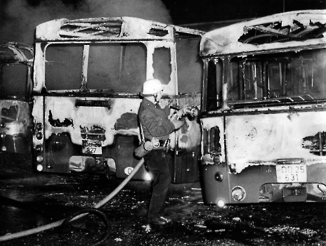 19741120 Feuer Brandanschlag Busse