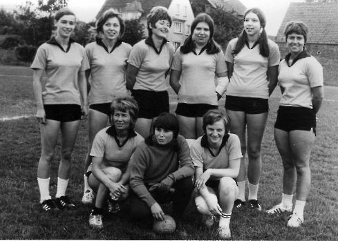 19750600 Handballerinnen Göttingen 05