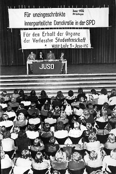 19770623 Schröder,Benneter Juso 2