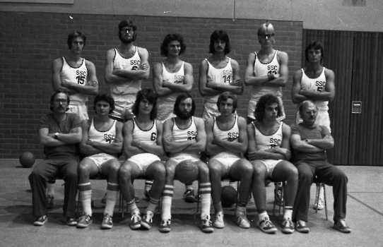 19801000 SSC Basketball