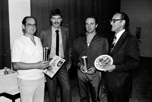 19810912 Faustball Ordnungshüter Sieger
