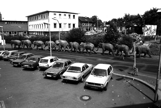 19820819 Elefanten, Krone