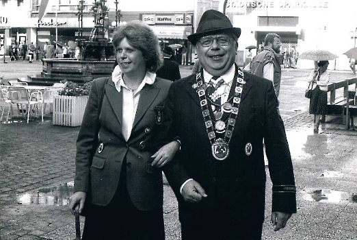 19840714 Hannenberg mit Tochter Jutta Neubieser
