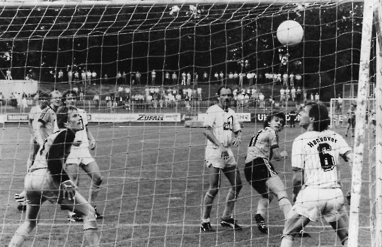 19870823 Göttingen 05 - Arminia Hannover 4-1, Becker