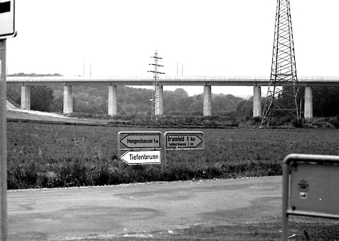 19870926 Neue Eisenbahbrücke bei Olenhusen