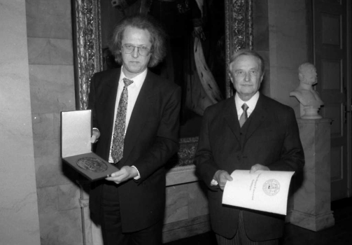 19880208 Ehrung Professor Koncz, Prof. Engel (l)