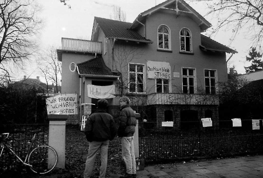 19900115 Wohnraum Theaterplatz 9