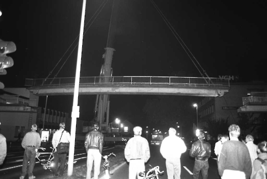 19930906 Abriss IDUNA Brücke 2