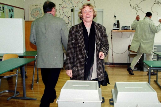 19980927 Bundestagswahl Wettig-Danielmeier (SPD), Süssmuth (CDU)